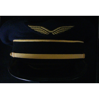 Cette casquette de sergent ou de sergent chef de l'Armée de l'Air