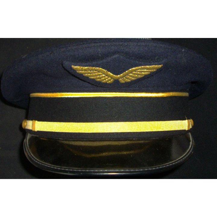 Cette casquette de sergent ou de sergent chef de l'Armée de l'Air