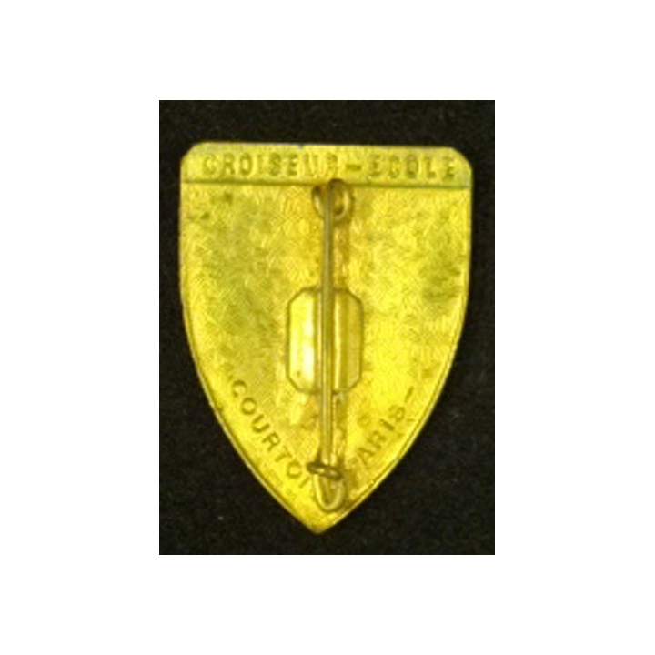  Insigne métallique du croiseur école Jeanne d'Arc Courtois