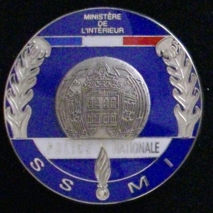 Insigne de la police nationale du service sécurité ministère intérieur