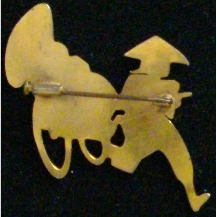 Broche en laiton des pousse pousse indochinois période 1953