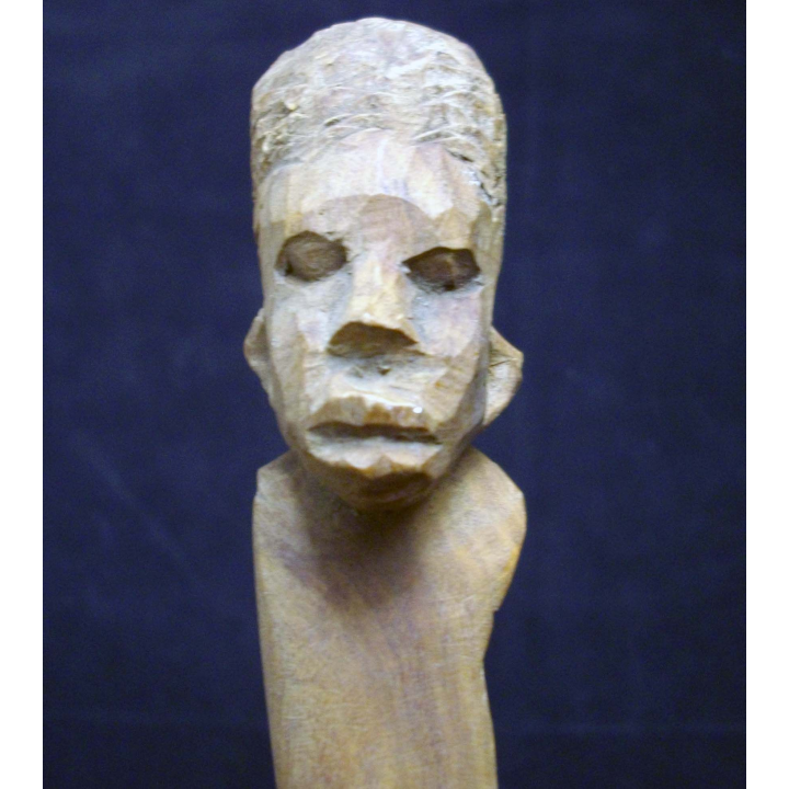 Magnifique support en bois sculpté de plateau de 33 cm de hauteur lorsqu'il est ouvert