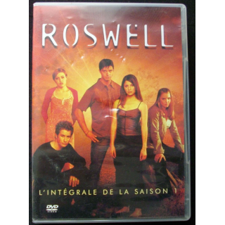 DVD intitulé " Roswell l'intégrale de la saison 1 "  total de 6 DVD