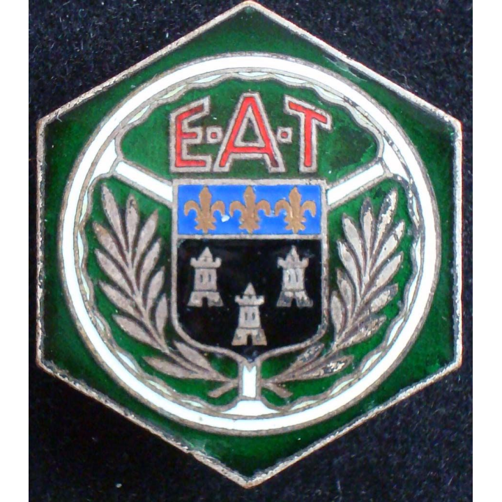 EAT de fabrication Drago Paris G.972 en émail dos guilloché boléro rond au nom du fabricant