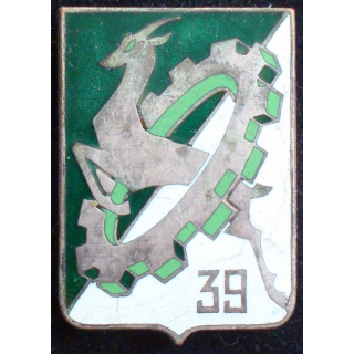39°CC de fabrication Drago Paris G. 1044 en émail épingle coupée