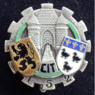 152°CIT Aremail Paris G. 1364 dos grenu bronze en émail