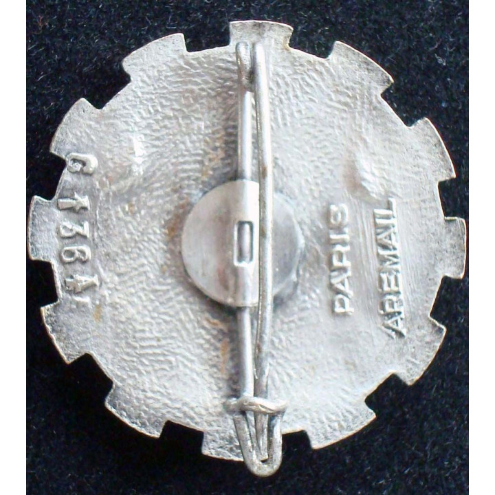 152°CIT Aremail Paris G. 1364 dos grenu bronze en émail