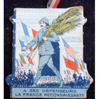 Insigne cartonné sur la reconnaissance aux poilus 2 août 1914 - 1919