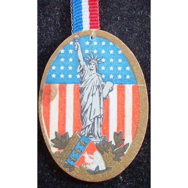 Insigne cartonné de la journée de Paris 14 juillet 1917