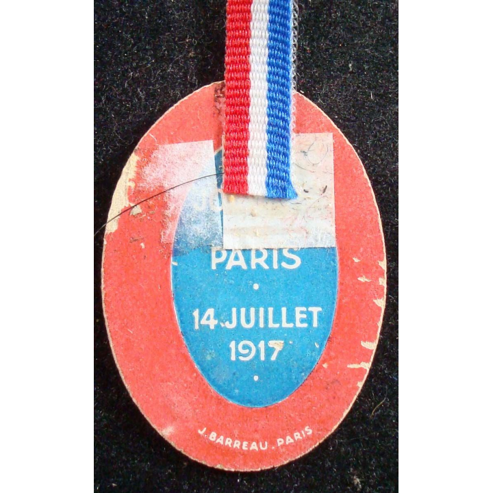 Insigne cartonné de la journée de Paris 14 juillet 1917