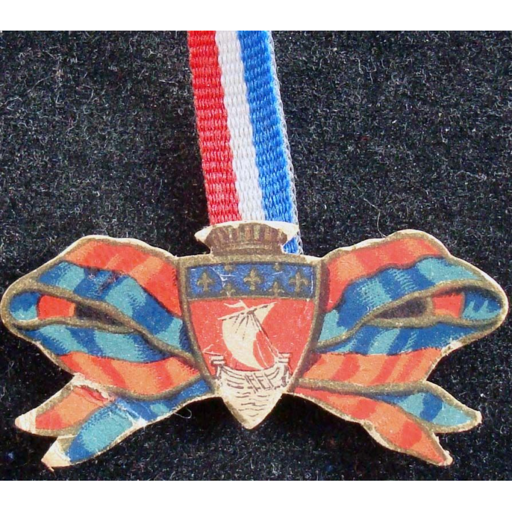 Insigne cartonné de la journée de Paris 14 juillet 1916
