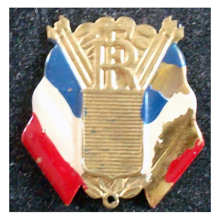 JOURNEE 1939 - 1945  :  breloque en métal embouti de la libération peinte avec éclats