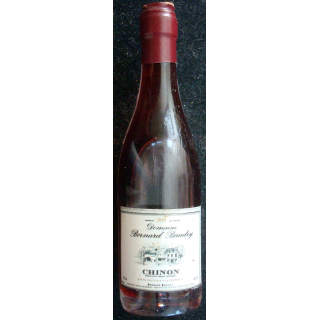 Magnet frigo représentant une bouteille de Chinon Domaine Bernard Baudry