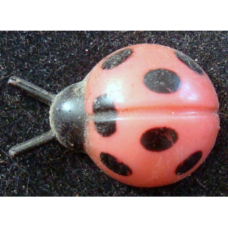 MAGNET FRIGO : magnet frigo représentant une coccinelle