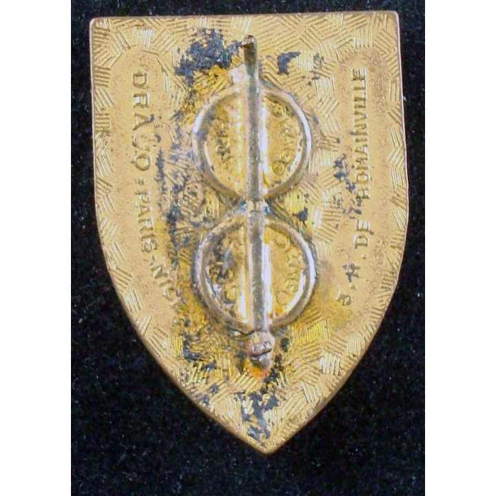 4° régiment d'artillerie coloniale de fabrication Drago Romainville en émail épingle coupée