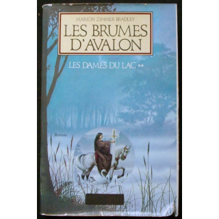 LIVRE : roman "les brumes d'Avalon" tome 2 les dames du Lac de Marion Zimmer