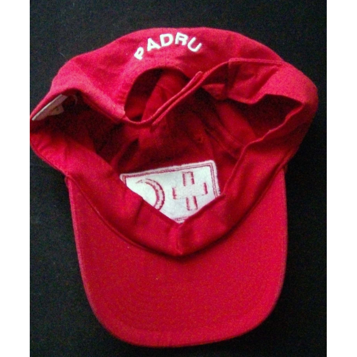 Casquette de la croix rouge comprenant la croix et le croissant rouges brodés