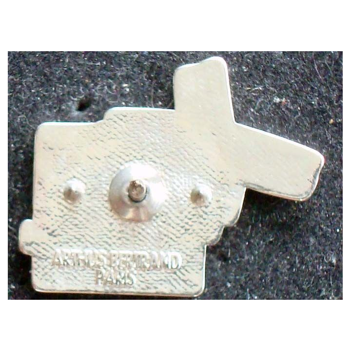 Pin's divers : pin's des pauvre d'amour de largeur 2,2 cm