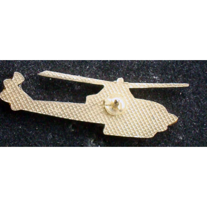 Pin's militaire : pin's représentant un hélicoptère