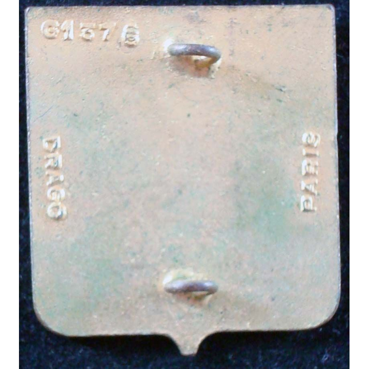 712° CT de fabrication Drago G. 1376 en émail