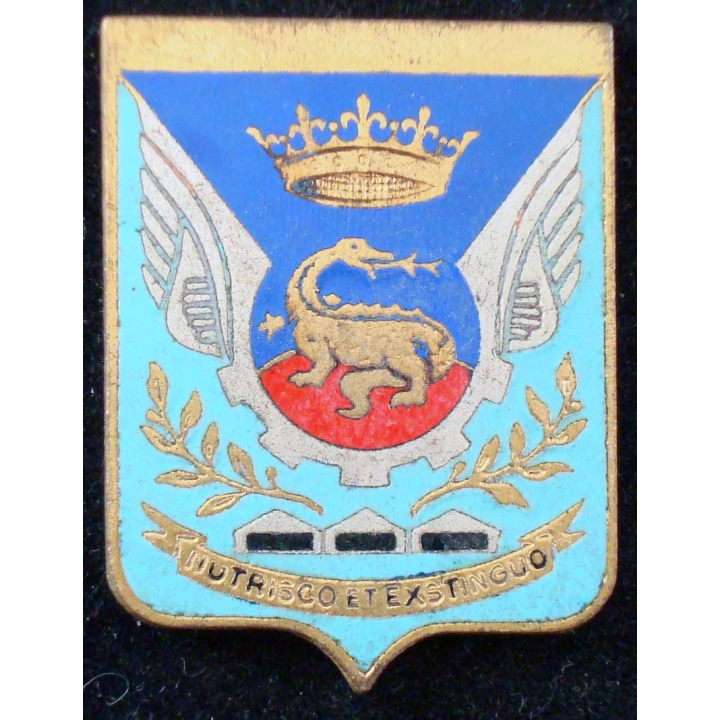 BA 273 de fabrication Drago A. 866 en émail avec épingle coupée au niveau des boléros