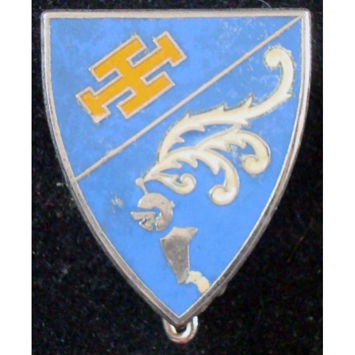 EC 1-7 : insigne métallique de l'escadron de chasse 1 - 7 de Provence de fabrication Delsart A. 1085