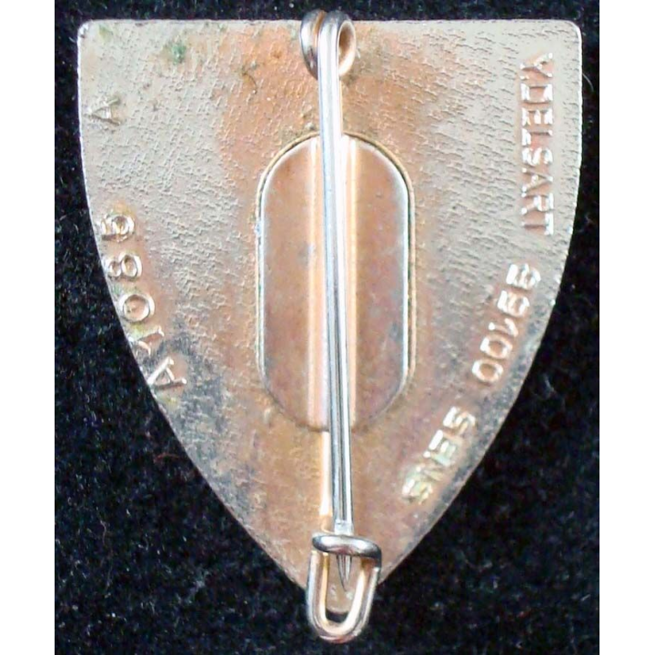 EC 1-7 : insigne métallique de l'escadron de chasse 1 - 7 de Provence de fabrication Delsart A. 1085