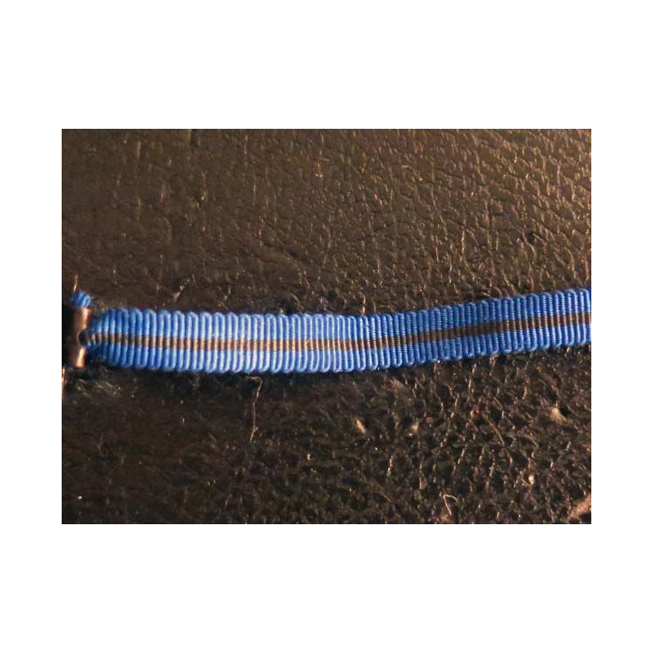 BELGIQUE  : Ce ruban de boutonnière de veste de l'ordre de Léopold II