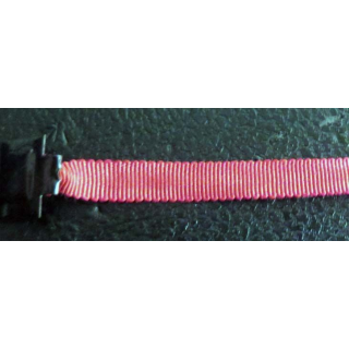 FRANCE  : Ce ruban de boutonnière de veste de l'ordre de la Légion d'Honneur