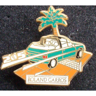 Pin's automobile : 205 Roland Garros