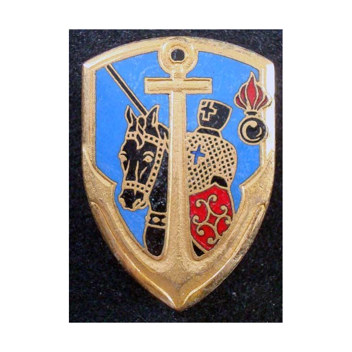 RACL :  Insigne métallique du régiment d'artillerie coloniale du Levant de fabrication Drago Béranger