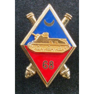 68° RA : insigne métallique du 68° régiment d'artillerie de fabrication Delsart H. 197