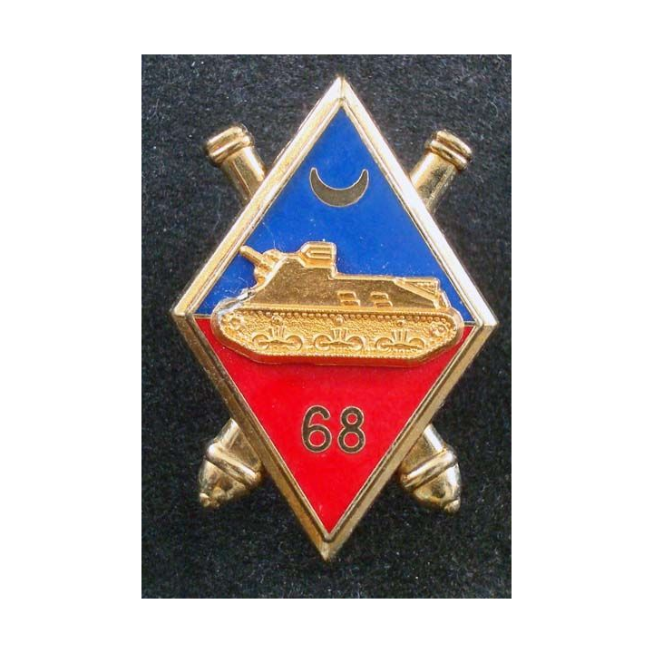 68° RA : insigne métallique du 68° régiment d'artillerie de fabrication Delsart H. 197