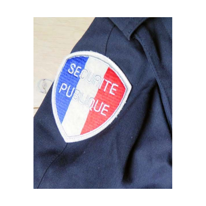 MILITARIA : manteau de police PN 86 de taille 96 M fabriqué par UGECO