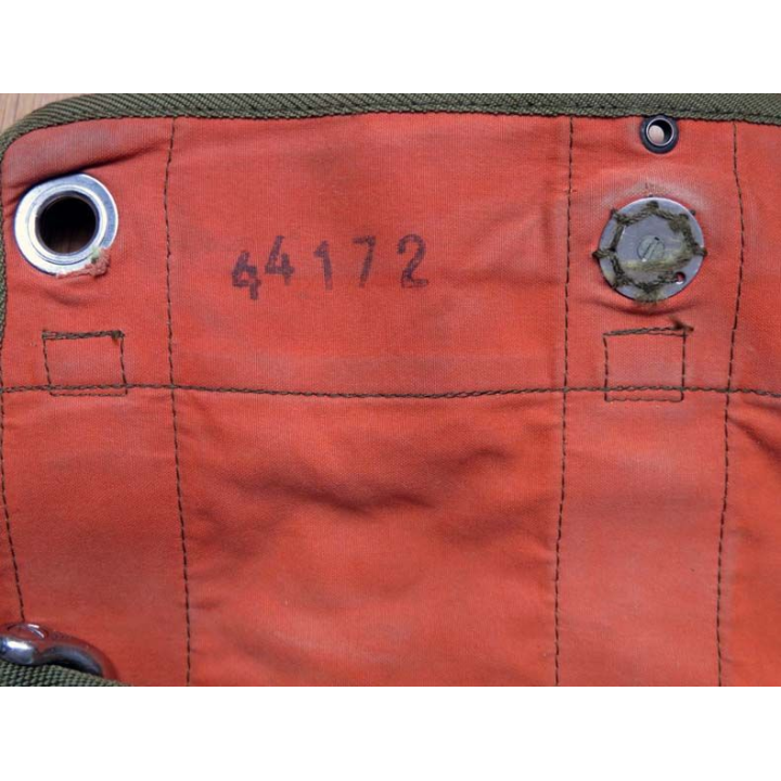 MILITARIA : sac de parachute de chuteur modèle réglementaire français
