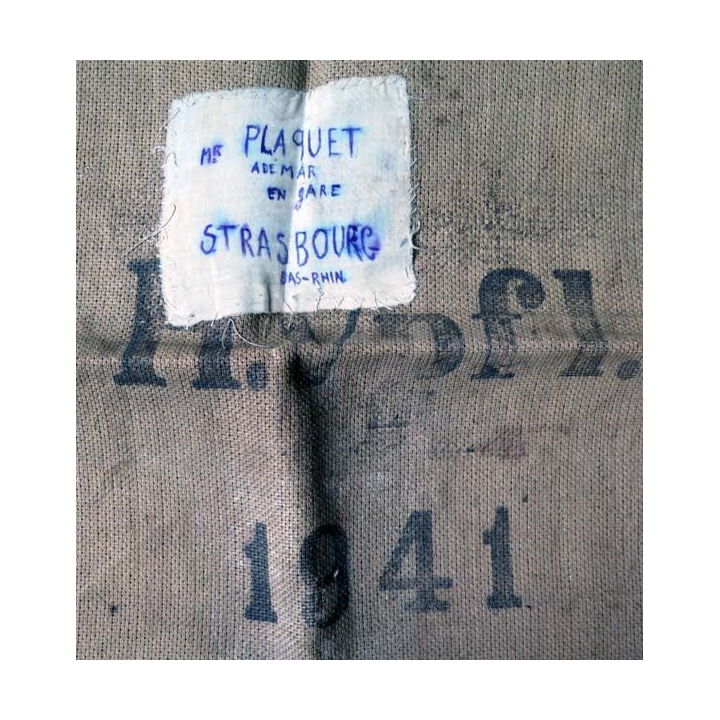 MILITARIA : Sac à vivres allemand de Monsieur Plaquet à Strasbourg de 1,20 m par 0,70 m