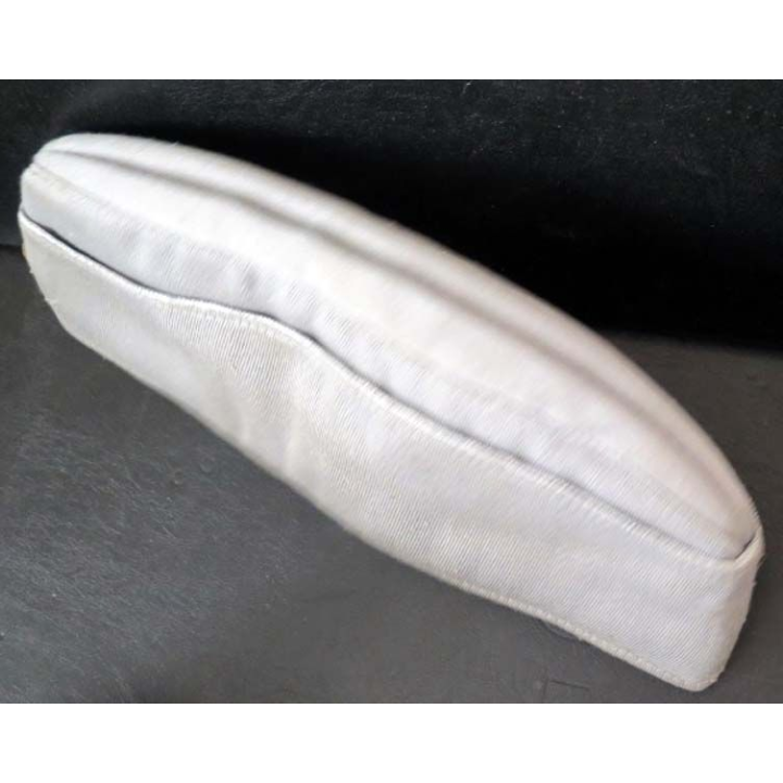 MILITARIA : calot allemand en toile épaisse et insigne métallique taille 57