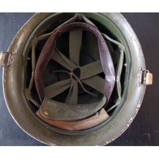 MILITARIA : Casque modèle 51 avec son sous casque de chars