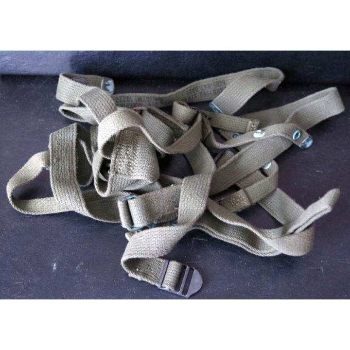 MILITARIA : sangle de portage US garrying strap assembly sleeping bag en toile
