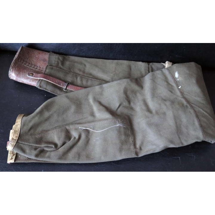 MILITARIA : Etui porte pistolet en cuir 
