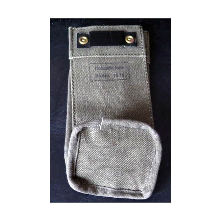 MILITARIA : porte ?? militaire Paris 1978 ou 1973