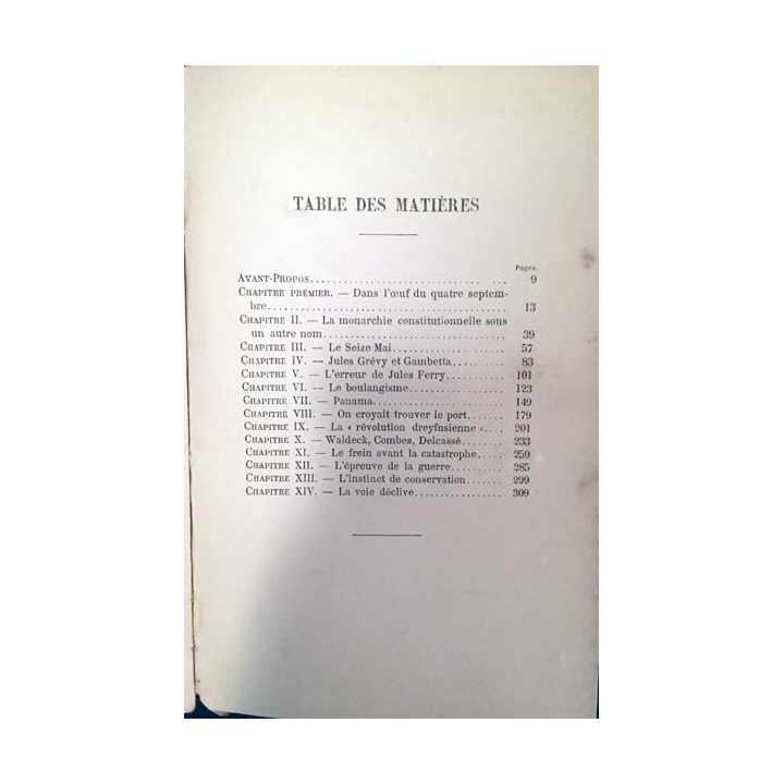 1. La troisième République de Jacques Bainville aux édition A.Fayard Les grandes études historiques (C1)