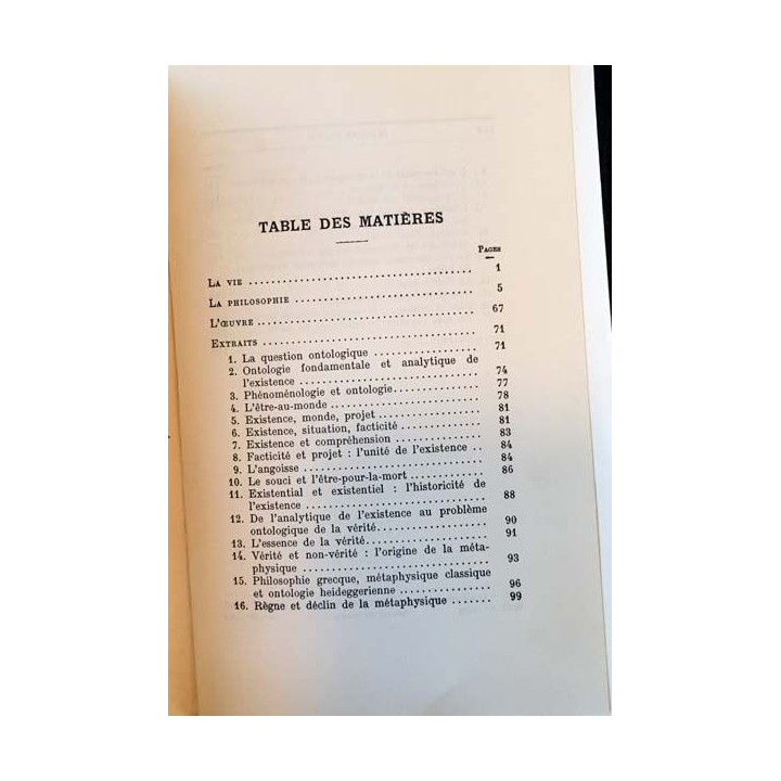 1. Heidegger sa vie, son oeuvre avec un exposé de sa philosophie de Pierre Trotignon