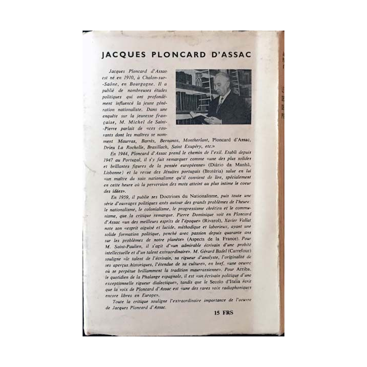 1. Le poids des Clefs de Saint Pierre de Jacques Ploncard d'Assac aux éditions la librairie française