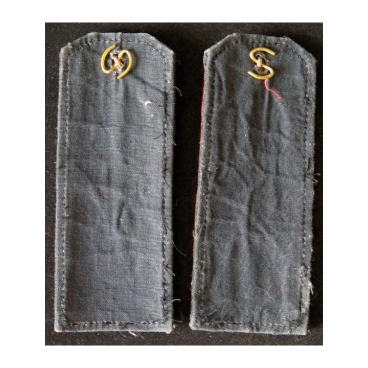 MILITARIA : paire d'épaulette de cadet russe du corps de la ville de Kedrovy