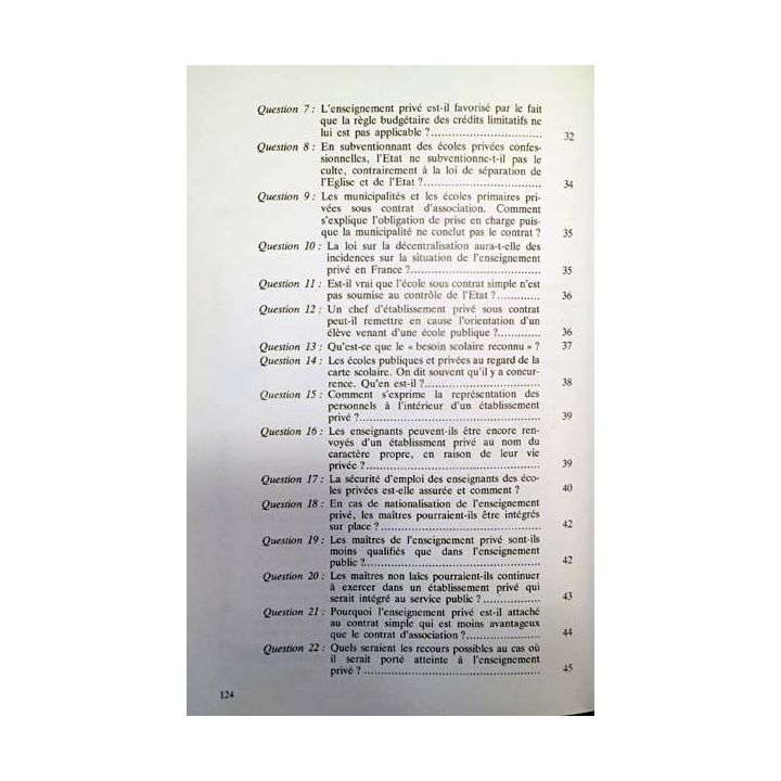 1. L'école libre et l'état de Nicole Fontaine aux éditions Unapec 1982