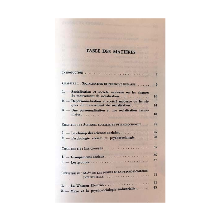 1. Groupes et société initiation à la psychosociologie de Michel Cornaton aux éditions Privat