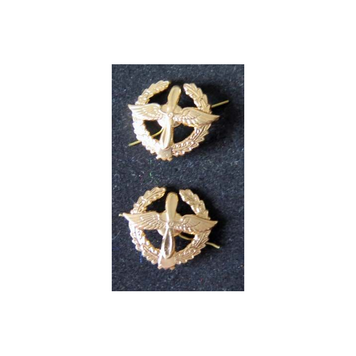 RUSSIE : insigne métallique de col de l'armée de l'air de diamètre 2,3 cm vendus par paire