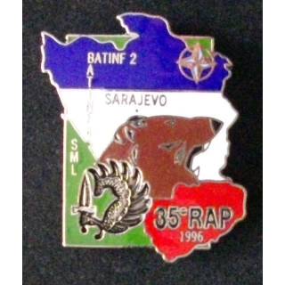 Insigne de la SML du 35° régiment d'artillerie parachutiste à Sarajevo