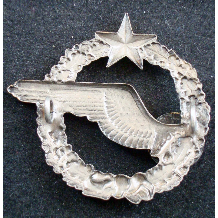 BREVET AIR : insigne métallique de brevet d'élève navigateur embouti argenté